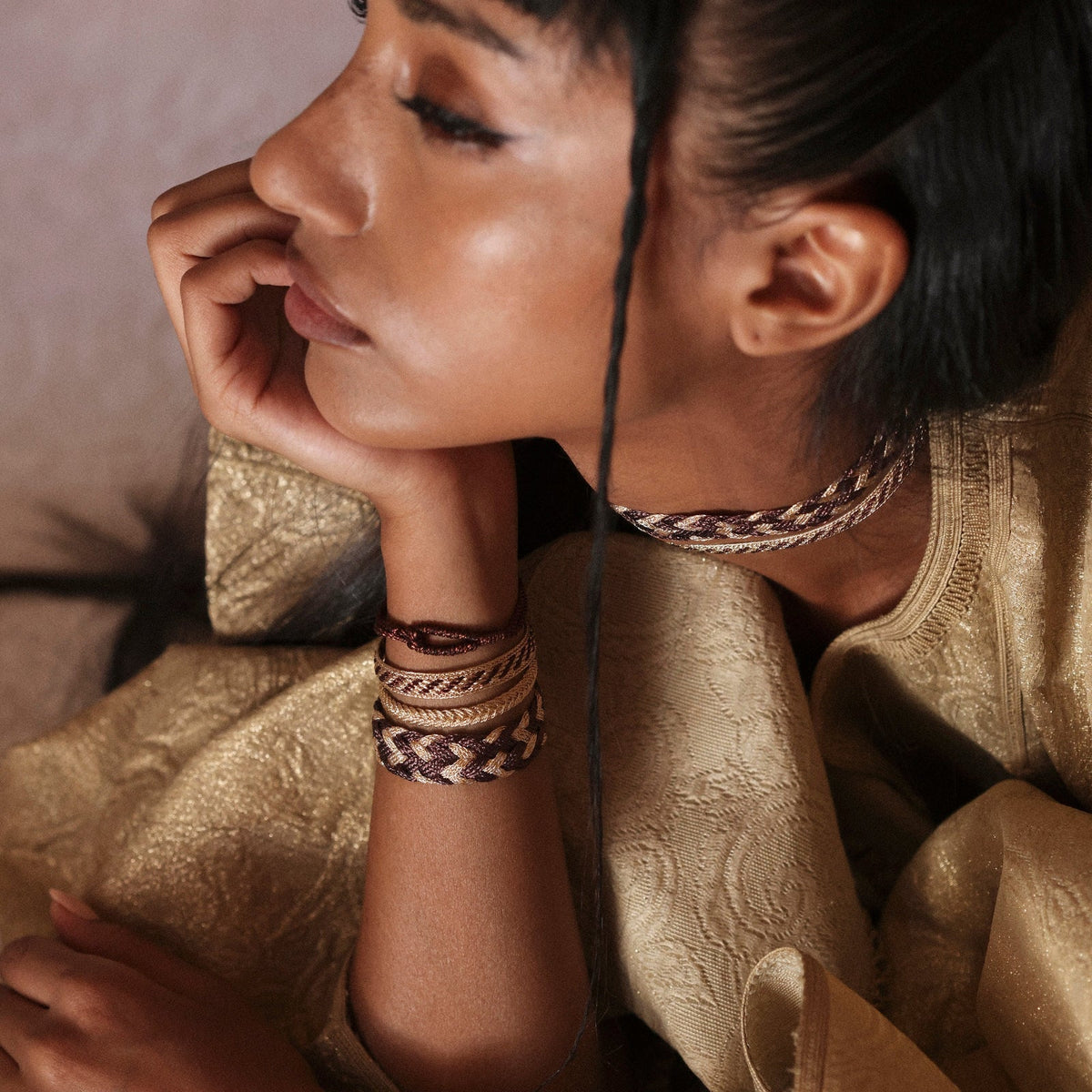 Pulsera Lira Nº2 – tejido sfifa a color · hecha a mano en Marruecos