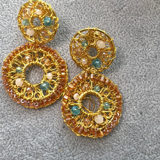 Aros Seafoam Blue Mix Moira – Hechos a Mano en Brasil | Oro 18k