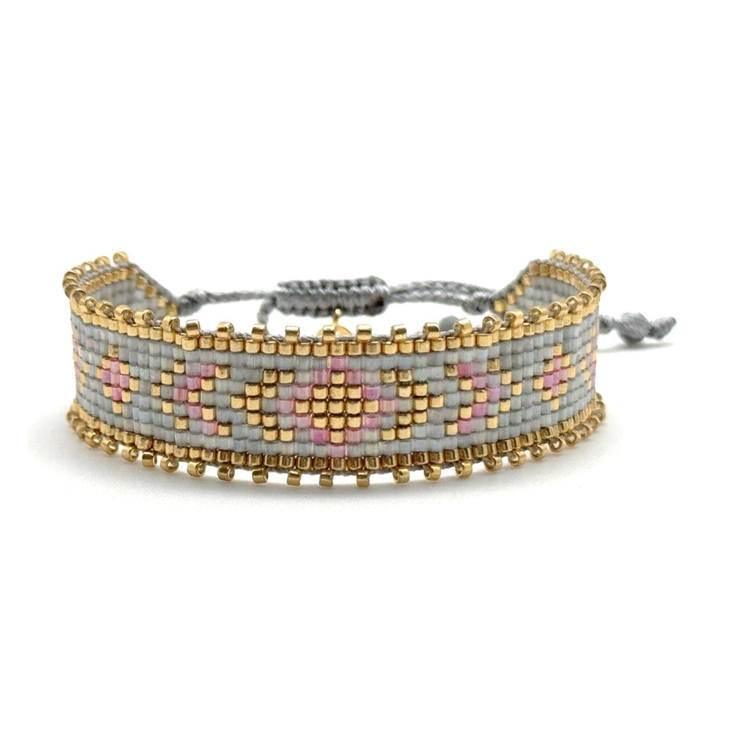 Pulsera Miyuki Nebula Drop & Gold – Hecha a mano, baño de oro, diseño geométrico elegante