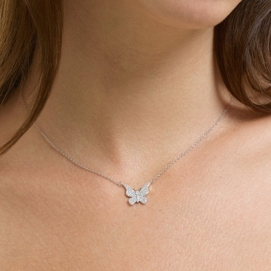 Collar Mariposa Pavé en plata 925 con baño de oro y zirconias cúbicas, joyería femenina elegante, Trovare Chile