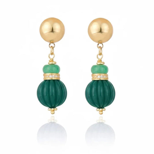 aros mujer elegantes verdes con piedras y detalles dorados joya italiana chile