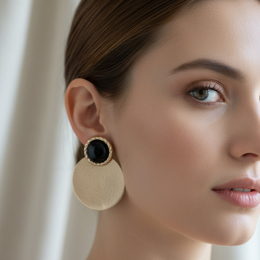 Aros Laura Verde Baño de Oro 18K y Resina Verde
