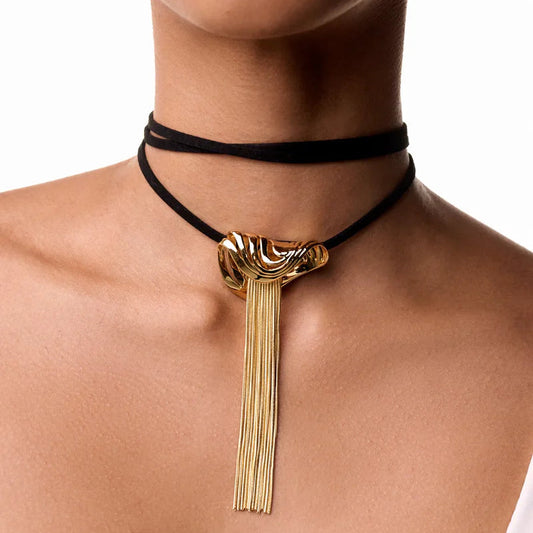 collar largo elegante flecos mujer diseño moderno sofisticado chile