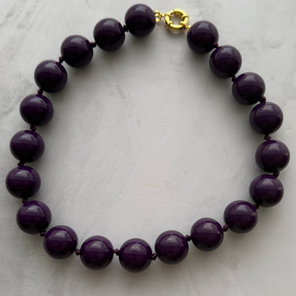 Collar Esfera Resina Morado - Hecho en Italia