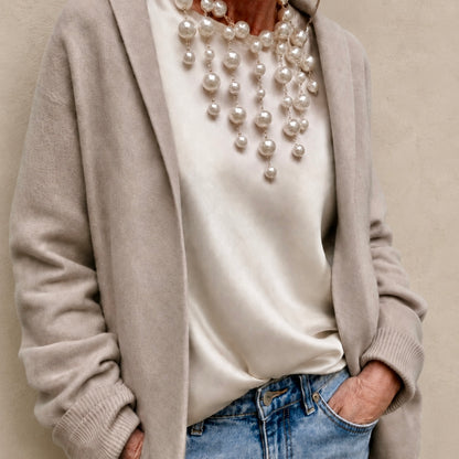 Collar Chandelier Rosario Perla Resina
