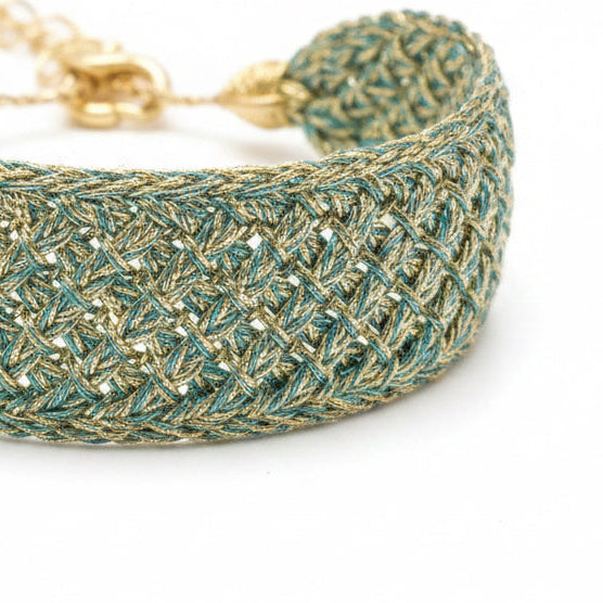 Pulsera Luma Nº1 Gold Sage – vista 3 – Trovare Chile