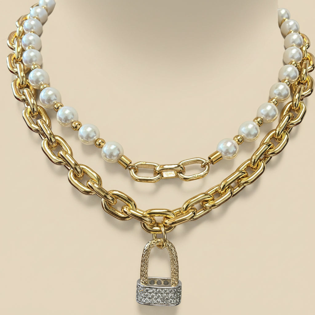 Collar Isabella Pearl Lock – Cristina Sabatini
