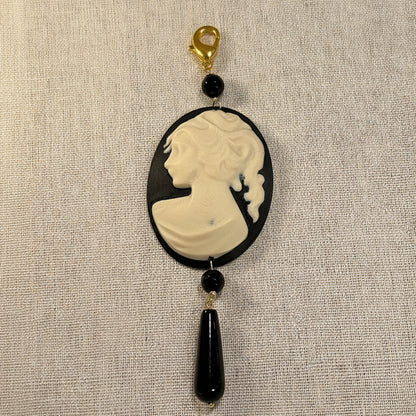 Dije Cameo Italiano Blanco Negro – Collar Elegante Mujer