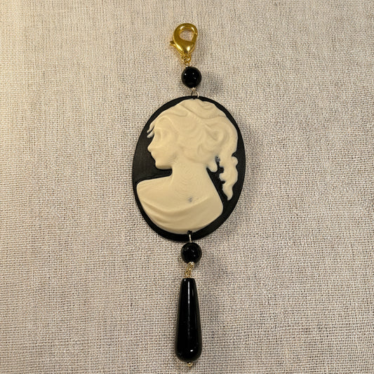 Dije Cameo Italiano Blanco Negro – Collar Elegante Mujer