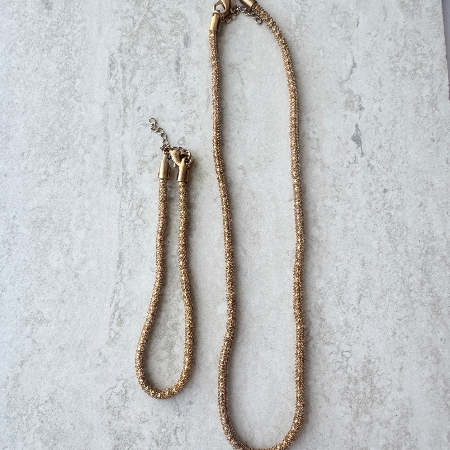 Collar y Pulsera - Set - Baño oro