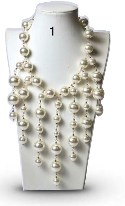 Collar Chandelier Rosario Perla Resina