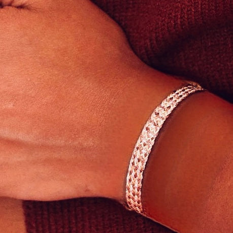 Pulsera Ania Nº2 – tejido sfifa a color · hecha a mano en Marruecos