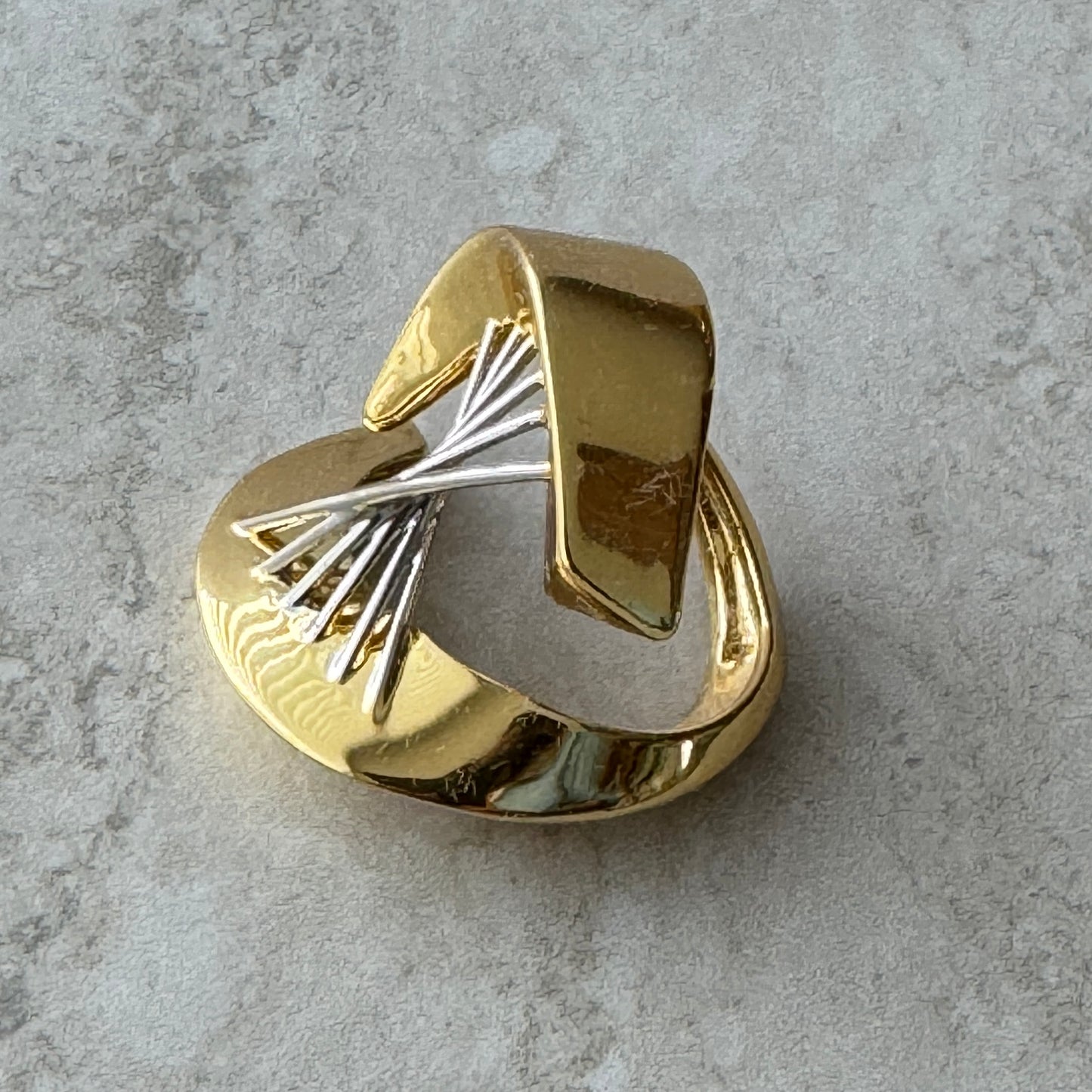 Abstract Curves Ring – Anillo Bicolor Oro & Plata Estilo Escultórico