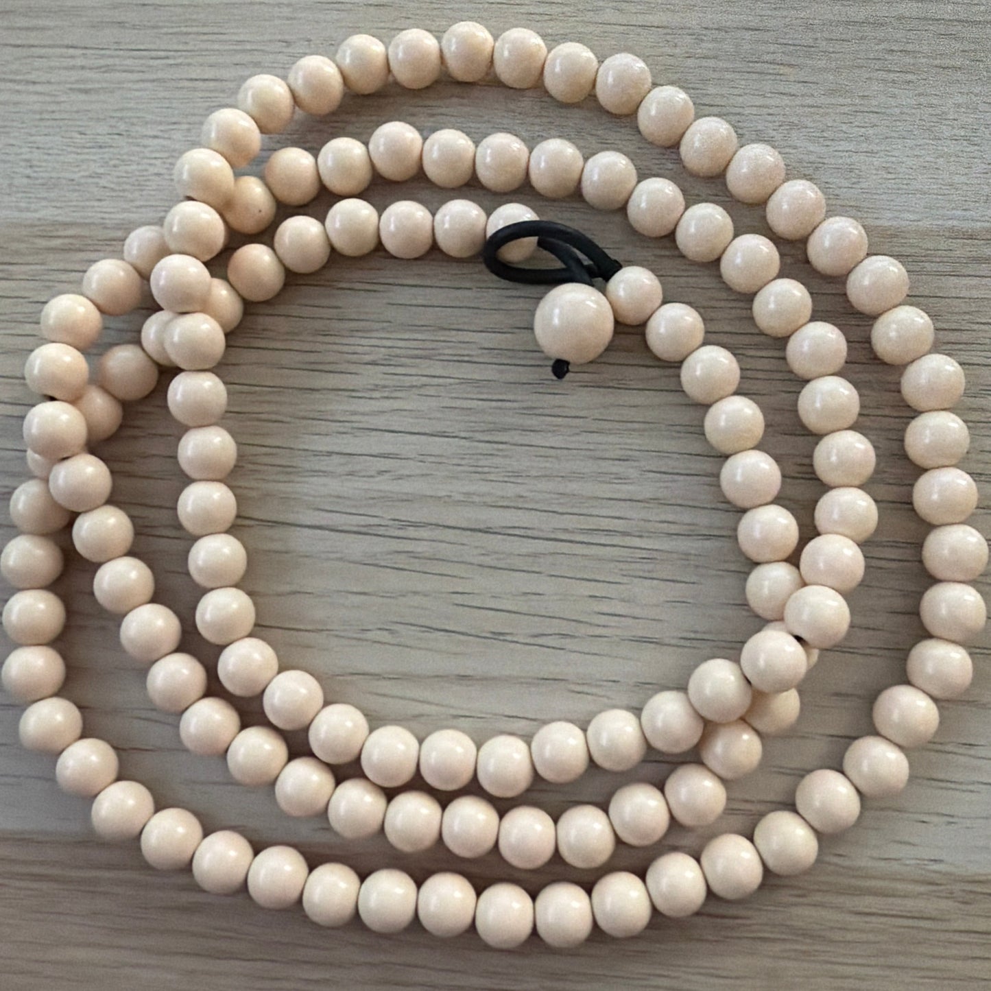 Collar resina largo Avorio