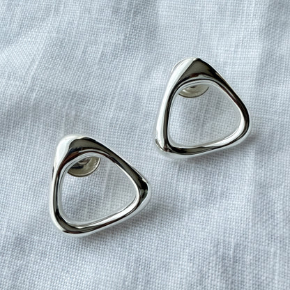 Aros Serena plateados – Anna Prata | Trovare Chile