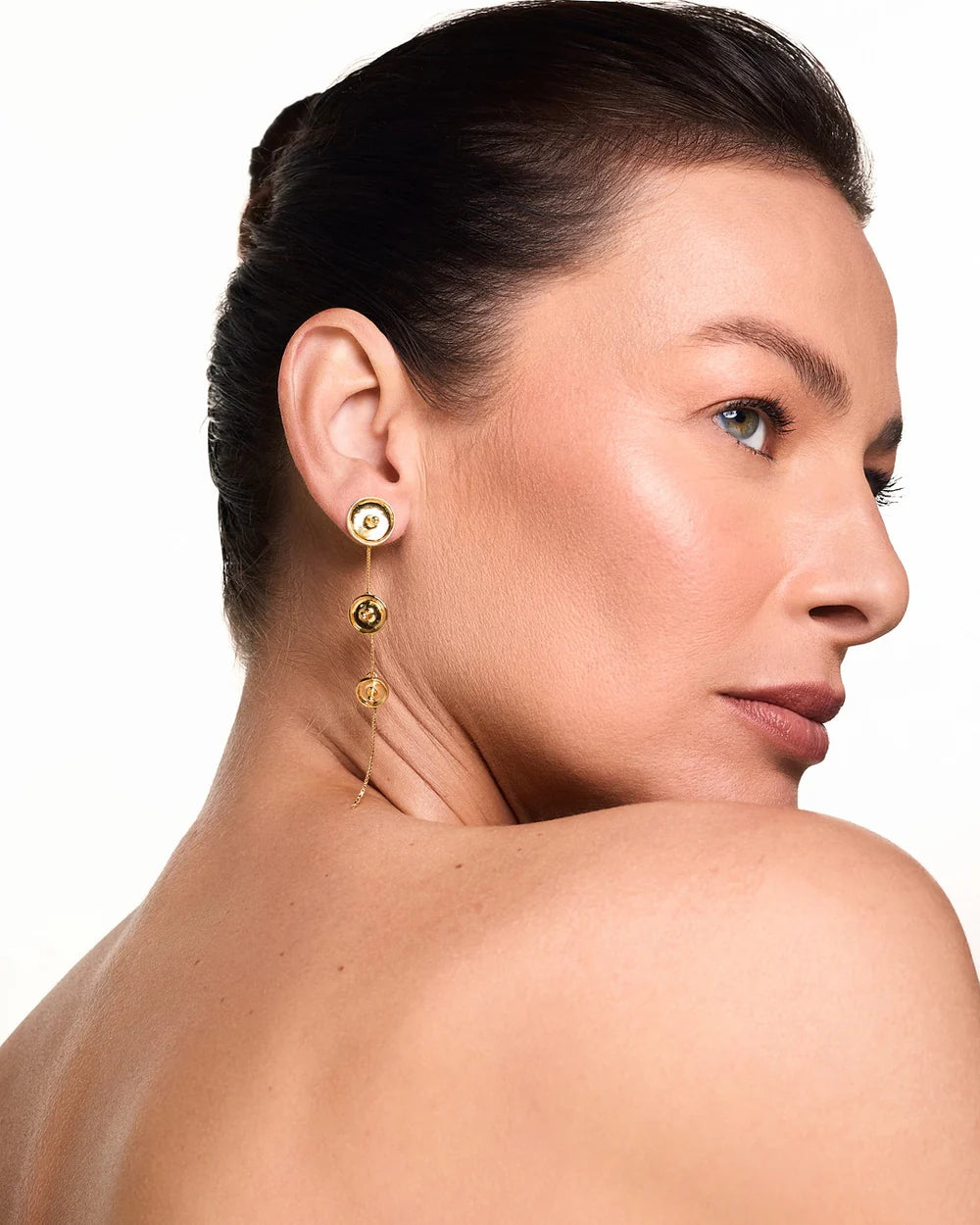 Aros Chuvisco Largo Dorado – Colección Chuva | Bañado en Oro