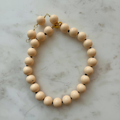 Collar de esferas resina largo ajustable 