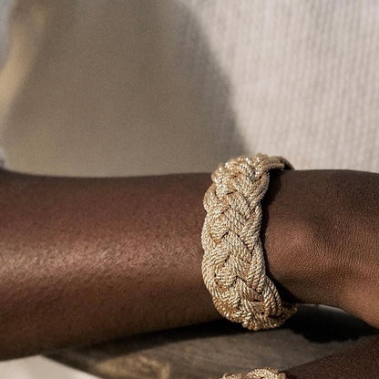 Pulsera Ifni – trenza gruesa de hilos dorados · hecha a mano en Marruecos