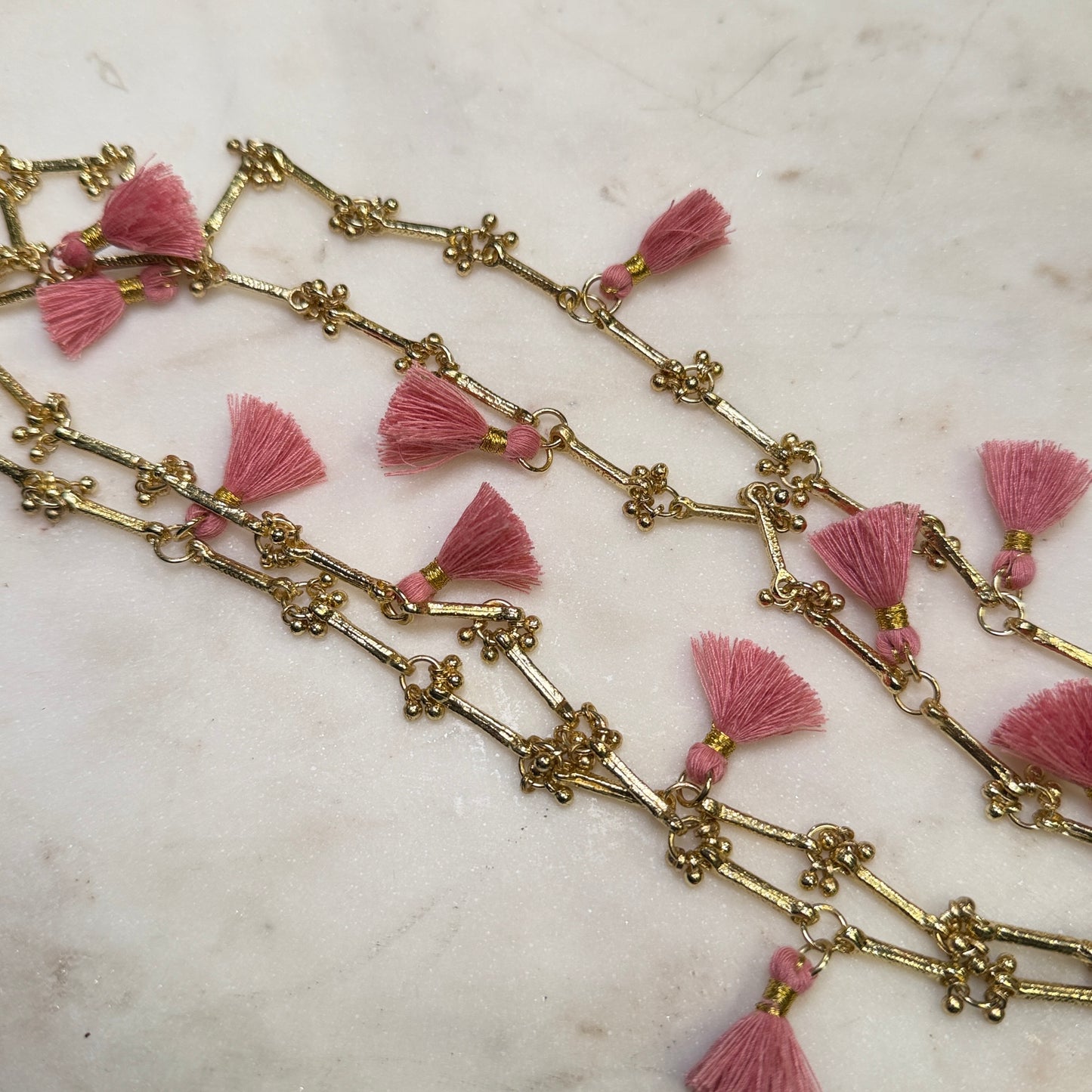 Collar Fulj Pink · Lujo Artesanal