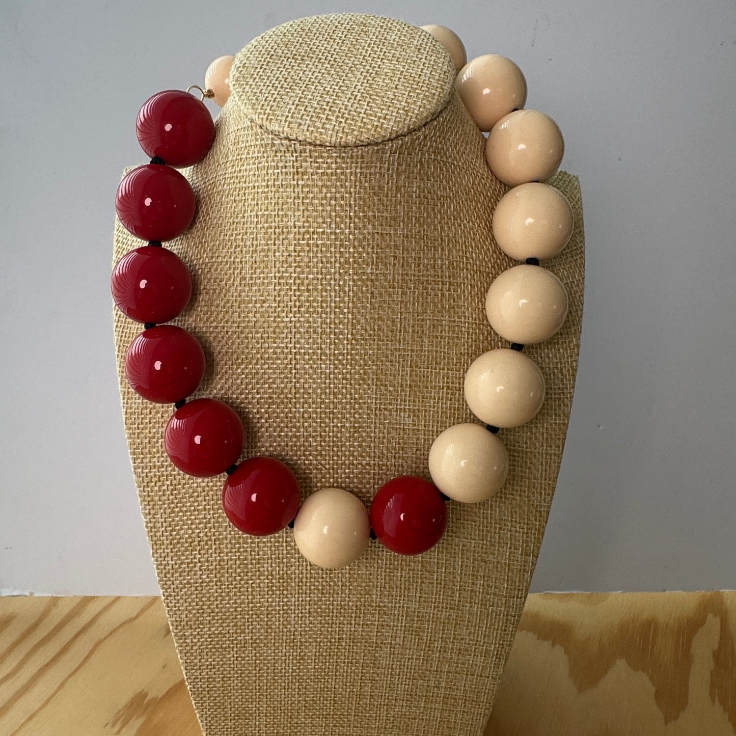 Collar Astra Rojo Ivory Resina  - Hecho en Italia