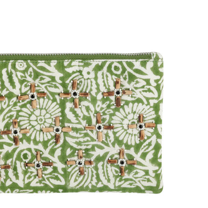 clutch bordado a mano tonos verdes