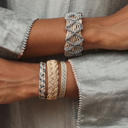 Pulsera Dama Nº2 – detalle del tejido passementerie – Trovare Chile