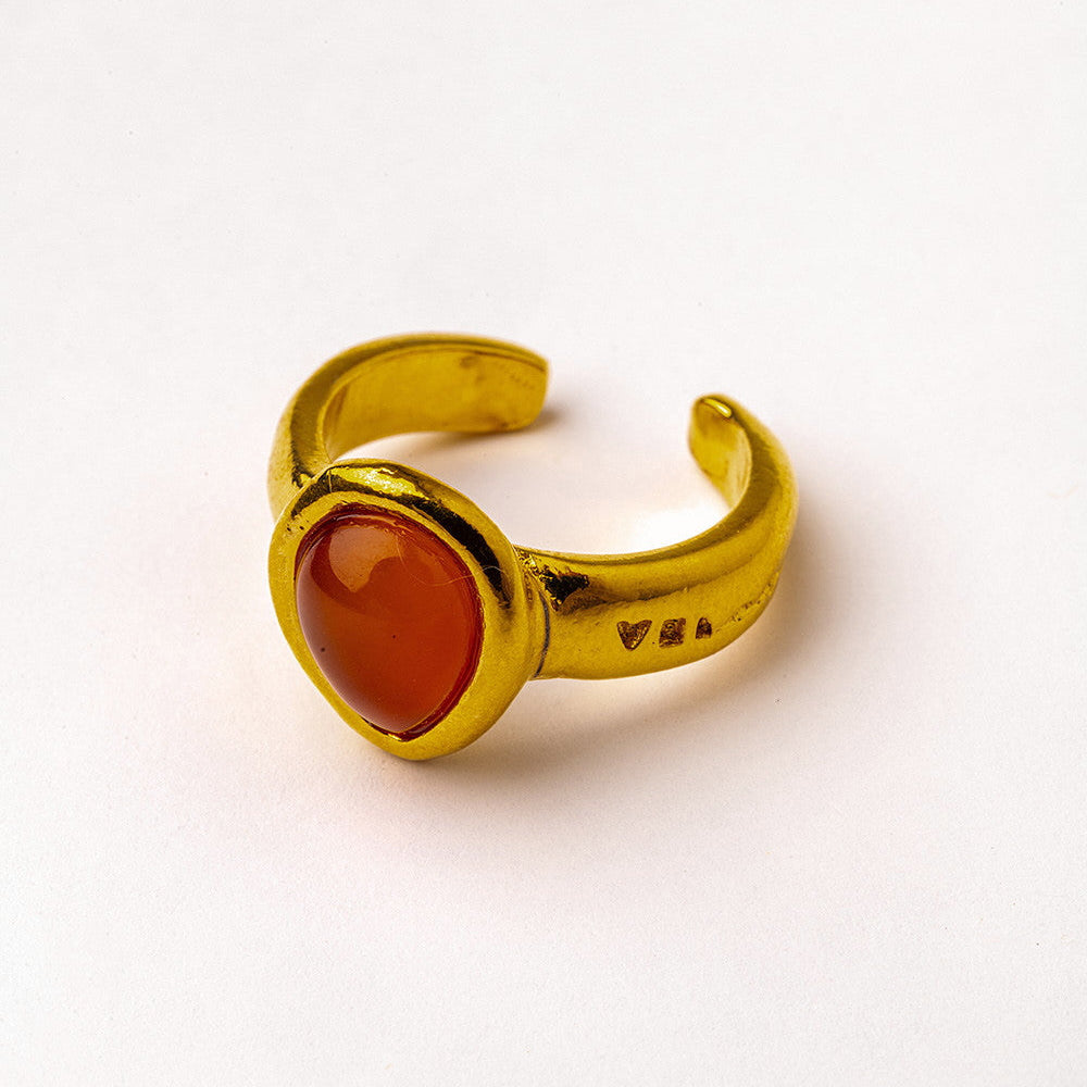 Anillo ajustable de Carneola natural bañado en oro 24K