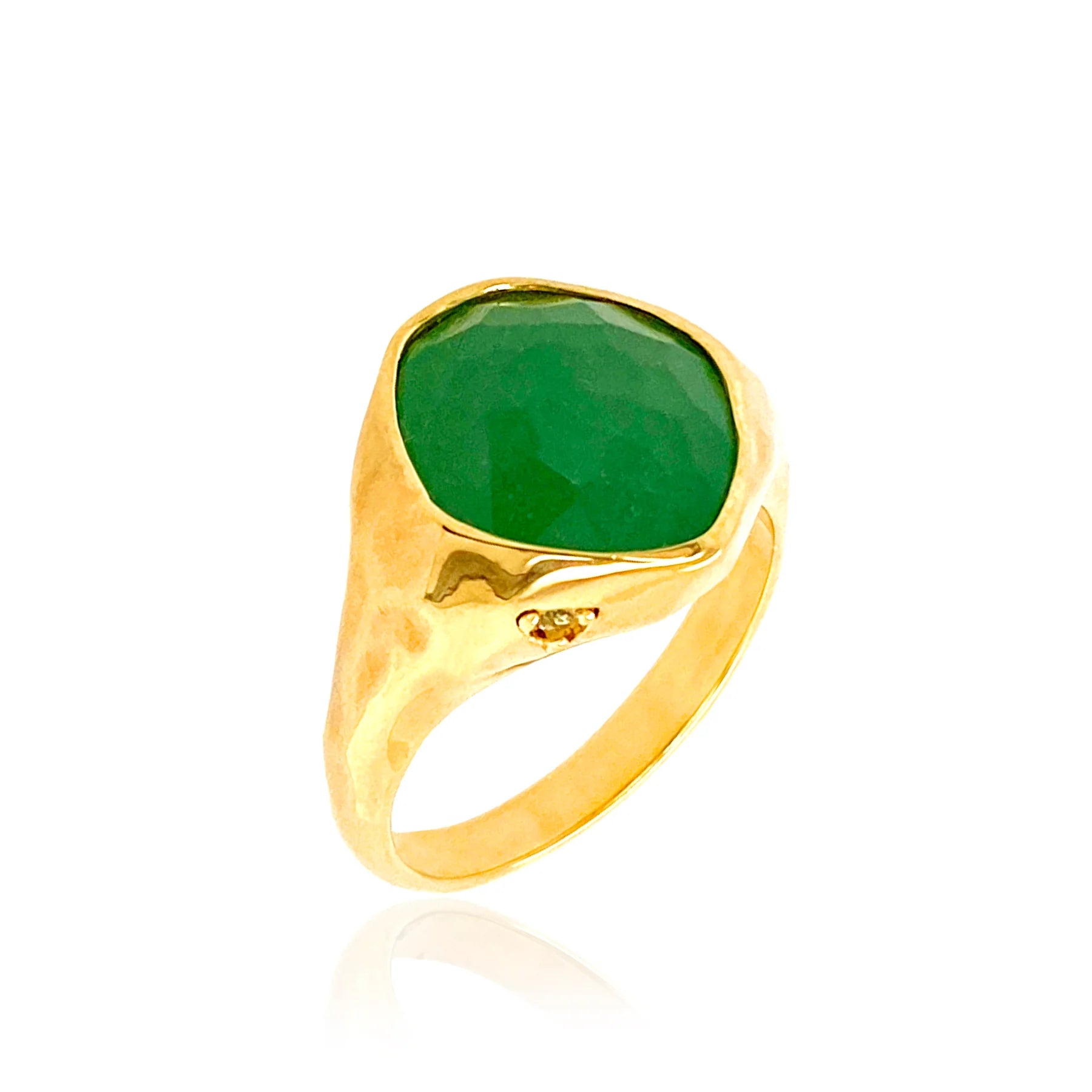 Detalle de Green Quartz fancy cut en anillo vermeil oro 18K