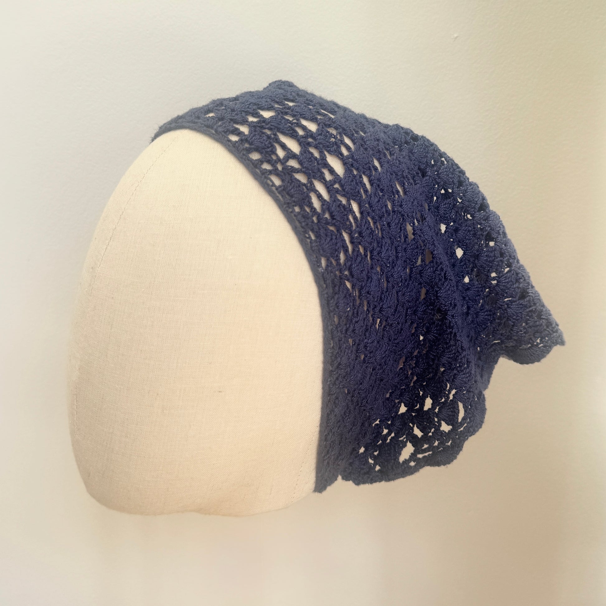 cintillo o bandana tejida azul degradé Trovare hecha en India 