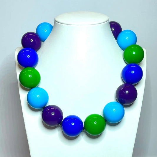 collar resina corto pelotas azul verde