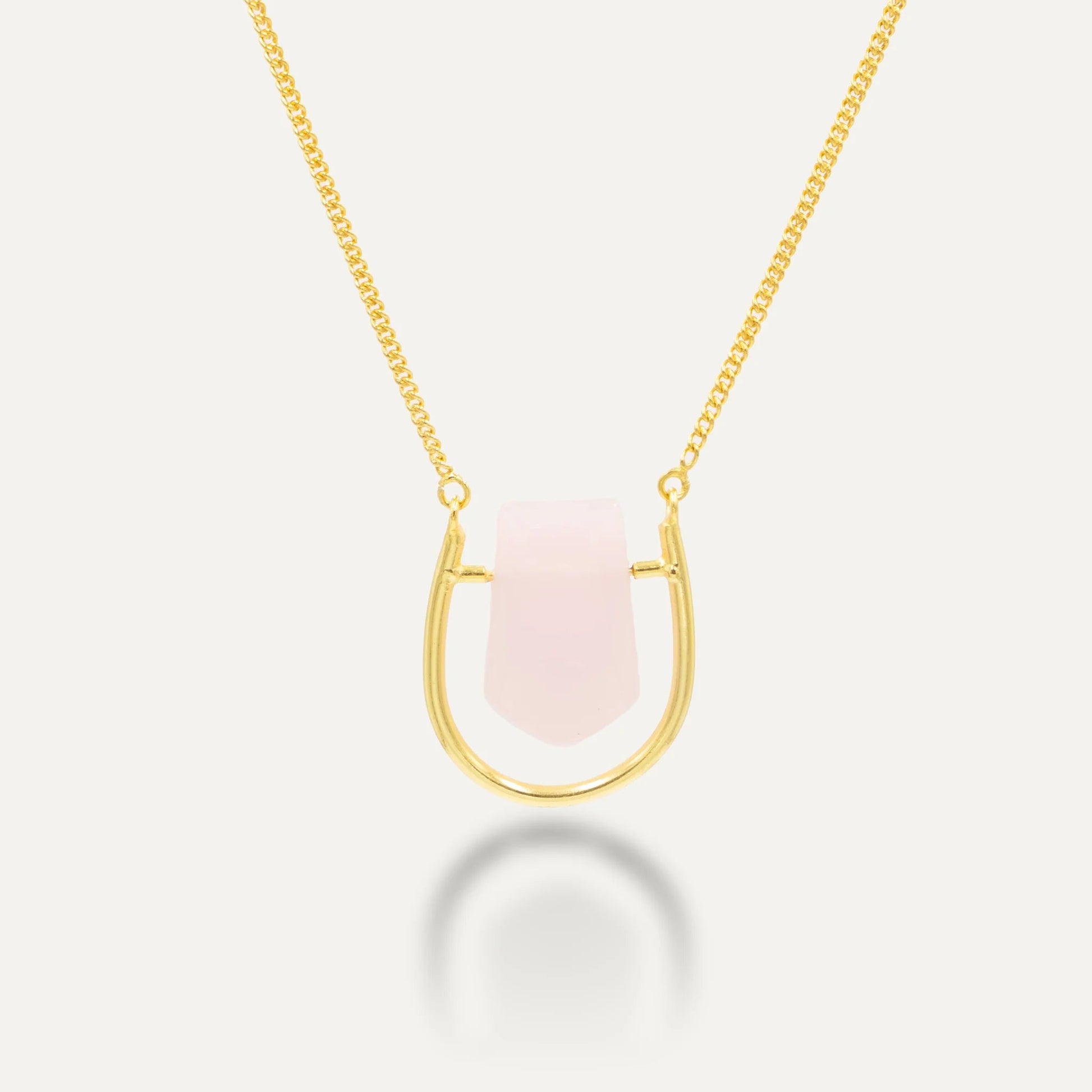 collar baño de oro con piedra cuarzo rosa
