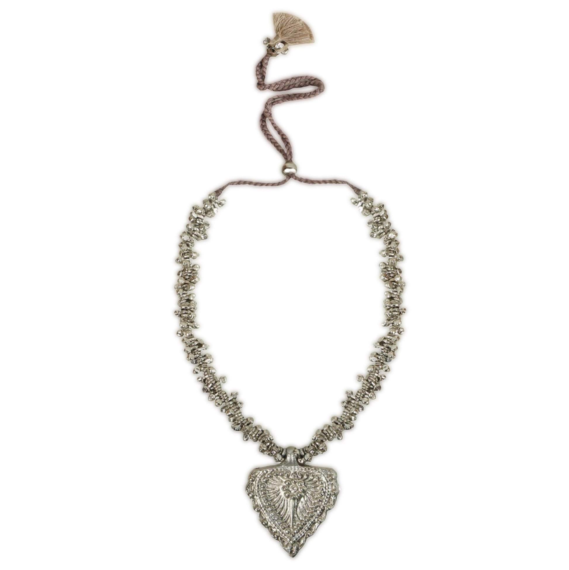 collar corazón grande plateado hecho en india trovare