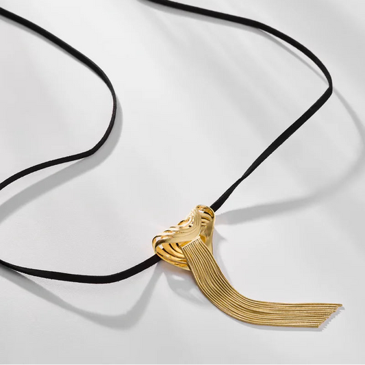 collar largo elegante flecos mujer diseño moderno sofisticado chile