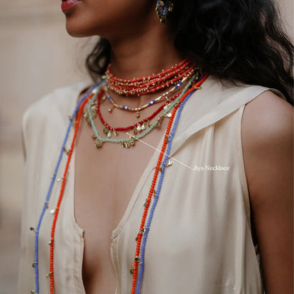 ideas de como combinar collares distintos colores y largos