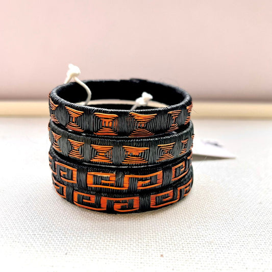 Pulsera Tierra Pacífico Negra  - fibra palma werregue
