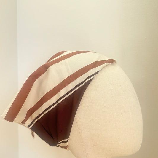 pañuelo tipo cintillo café