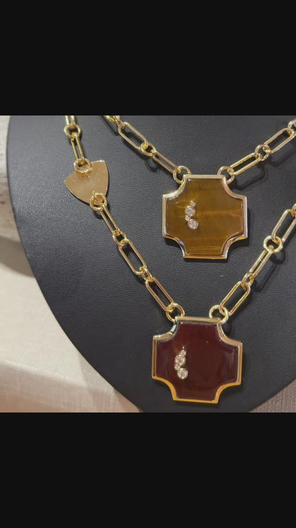 Collar Iris con Piedra Ojo de Tigre Marrón Natural y Baño de Oro – Joyería Italiana Elegante