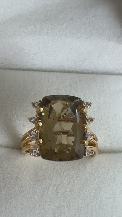 Anillo Vermeil Transparenza con Olive Quartz | Oro 18k sobre Plata 925