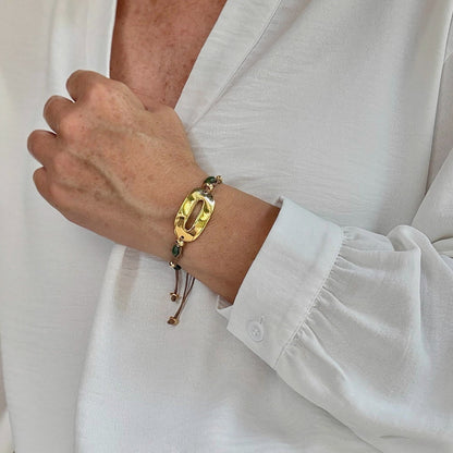 Pulsera trenzada a mano con ágata natural y detalles en oro 24k