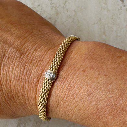 Bracciale Cilindri Lux – Twist en Plata 925 Baño de Oro con Pavé de Zircones